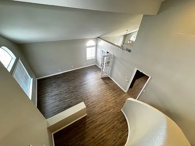 625 Roscommon Pl — Photo 27