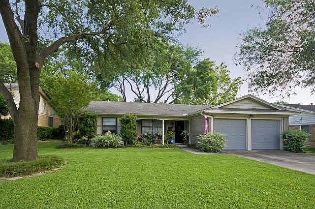 1st image of 1335 Cloverdale Dr