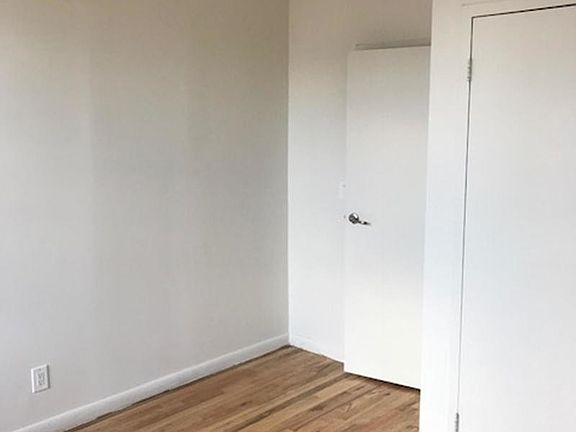 3rd image of 122 W 137th St APT 5B