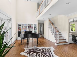 10 Bay View Rd N, Southampton, NY 11968