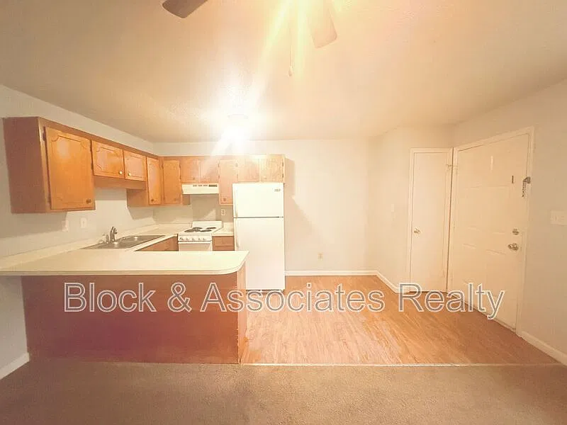 306 Reece Ave — Photo 2