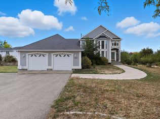 2887 N Viewcrest Cir E, Logan, UT 84341