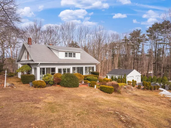 46 Cape Neddick Road, York, ME 03902