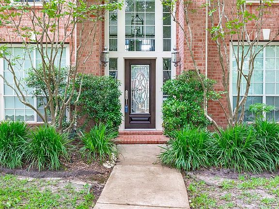 3rd image of 2022 Briarchester Dr