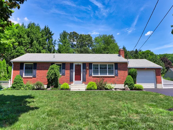 34 Meadow Road, Burlington, CT 06013