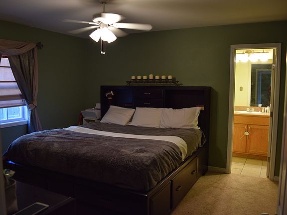 5th image of 370 Garden View Dr
