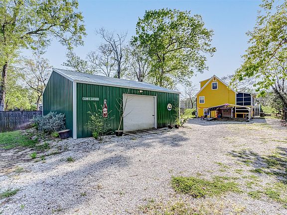 4th image of 1723 County Road 1333