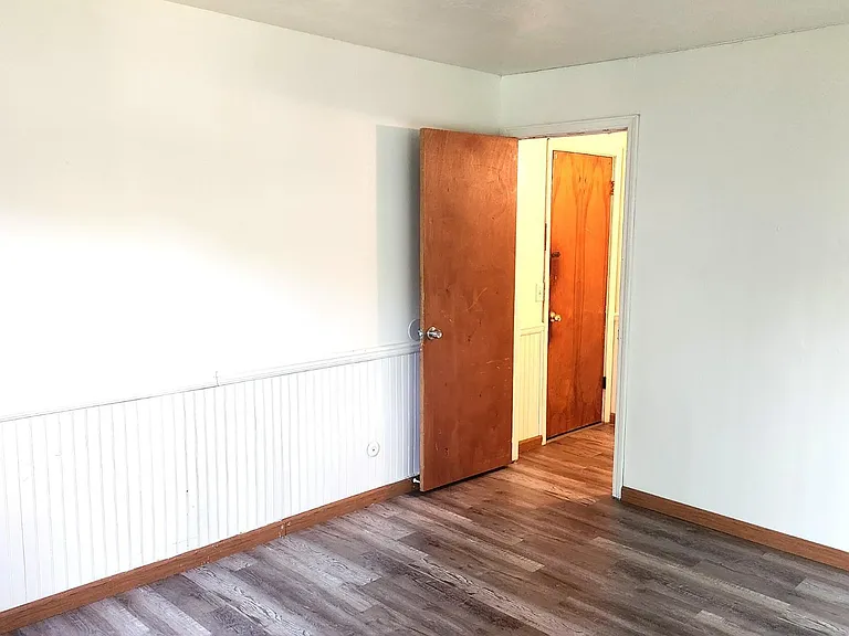 3365 Valleston Pkwy — Photo 16