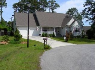 108 Rattan Ln, Morehead City, NC 28557