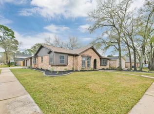 255 Shekel Ln, Houston, TX 77015