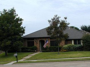 1130 Yorkshire Dr, Carrollton, TX 75007
