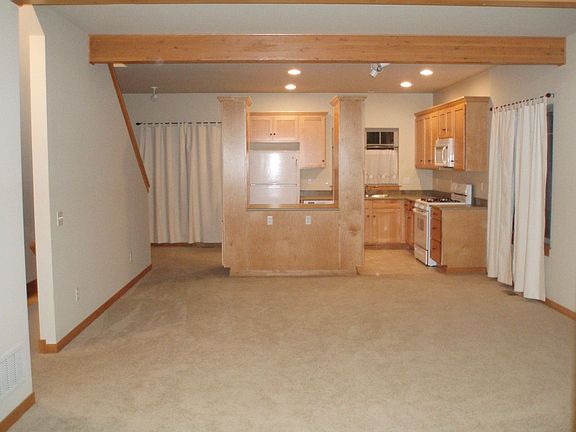 OPEN KITCHEN/DINING/LIVING ROOM