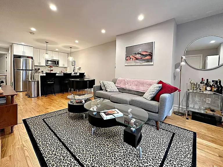 242 Covert St #1A — Photo 6