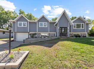 601 Alice St, Crown Point, IN 46307