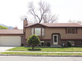 816 E Dusty Rock Pl, Sandy, UT 84094