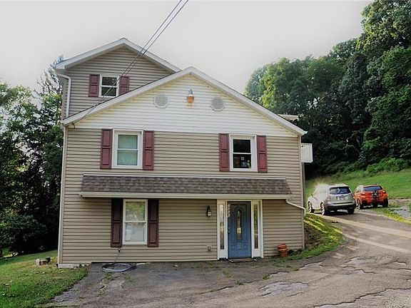 2446 FRAZIER LANE, blue door is entrance to Mother-in-law suite.