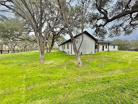 4th image of 1109 County Road 157