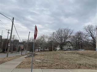4246 Tracy Ave, Kansas City, MO 64110