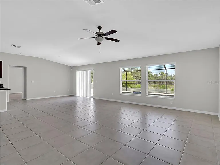 16568 Delia St — Photo 27