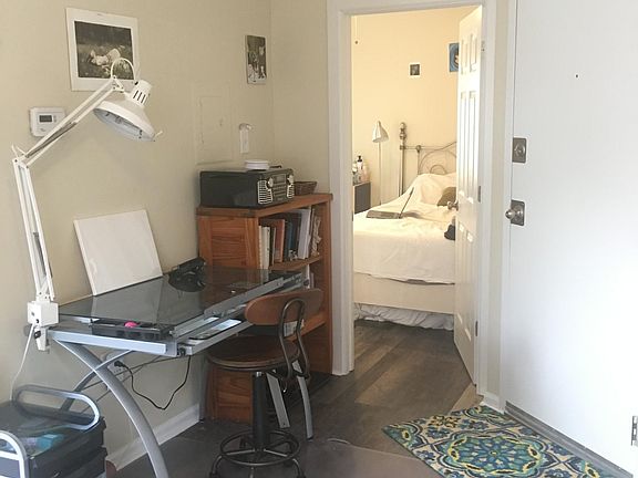 3rd image of 1708 W Girard Ave #2F