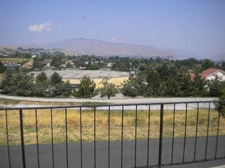 5th image of 1830 Rocklund Dr APT B