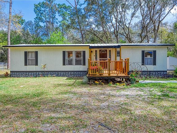 3rd image of 11781 SE 61st Ct
