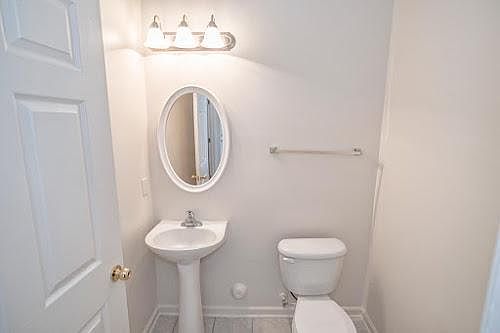 1/2 Bath