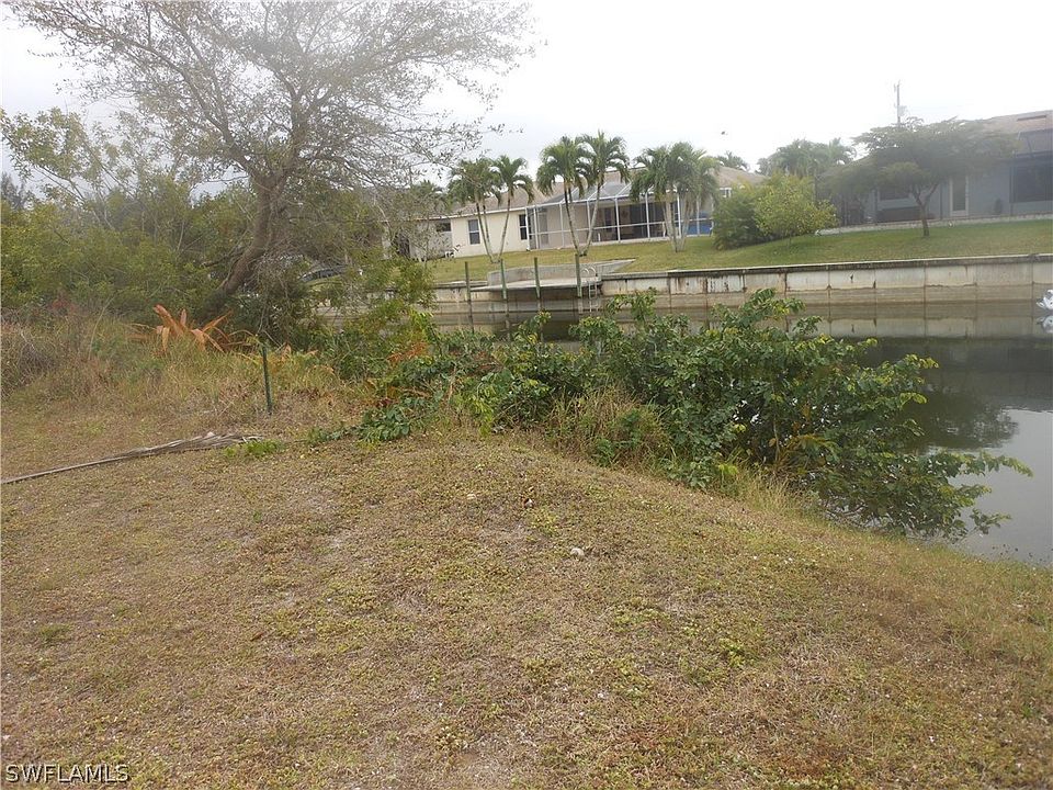 2nd image of 612 SW 20th Ter