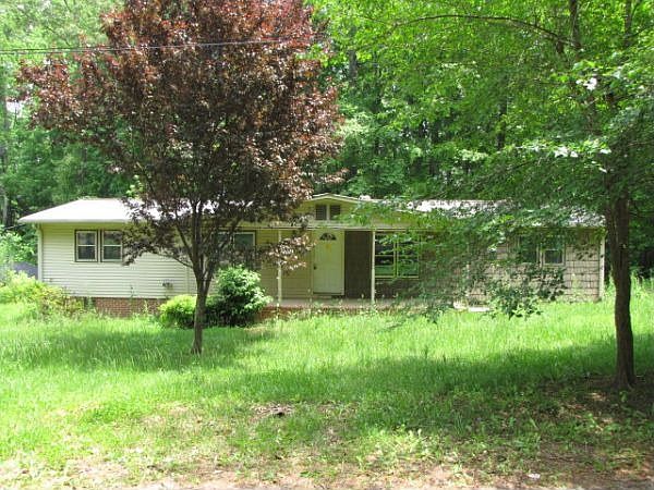 1st image of 3096 Hollywood Dr
