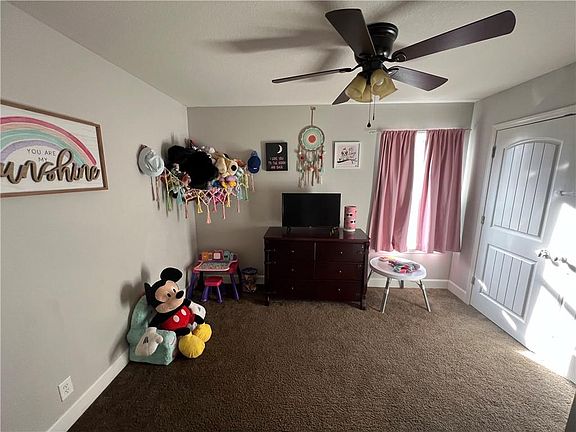 3rd image of 9301-9303 N Robinhood Ave