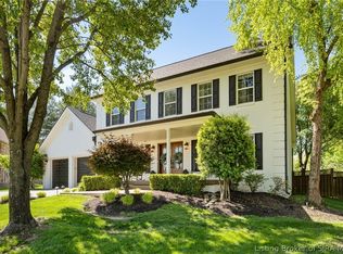2850 Sandalwood Dr, New Albany, IN 47150