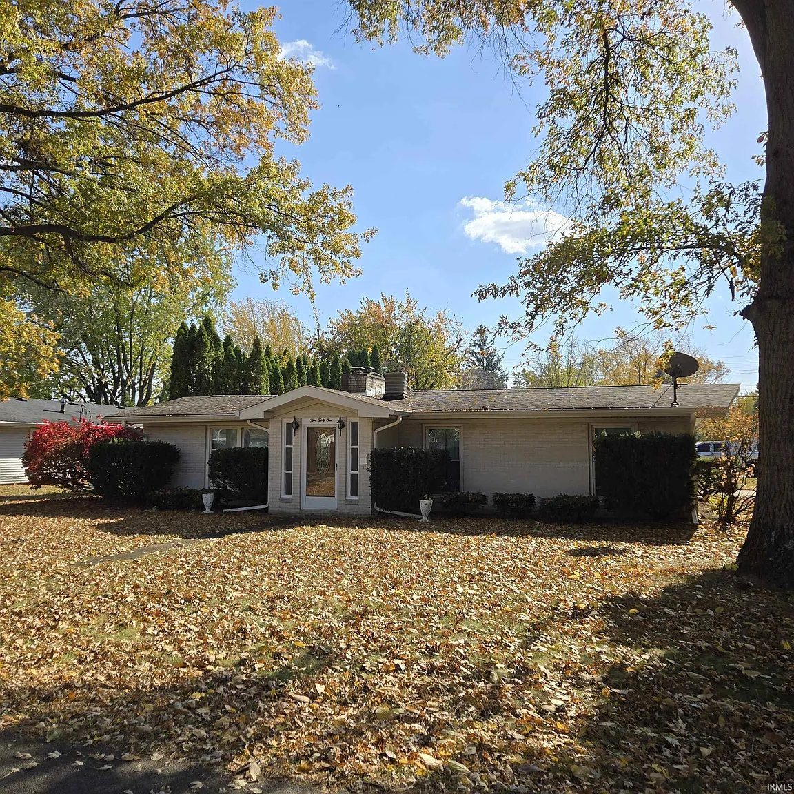 531 W Plum St photo 1