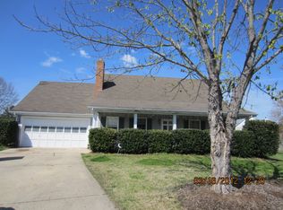 13500 Thicket Ct, Charlotte, NC 28273