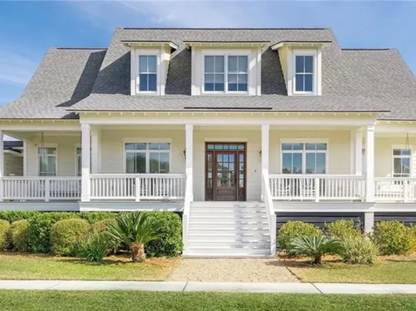 8 Caretakers Lane, Savannah, GA 31404