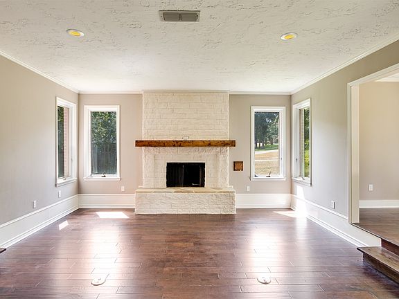 5th image of 4016 Mystic Ln