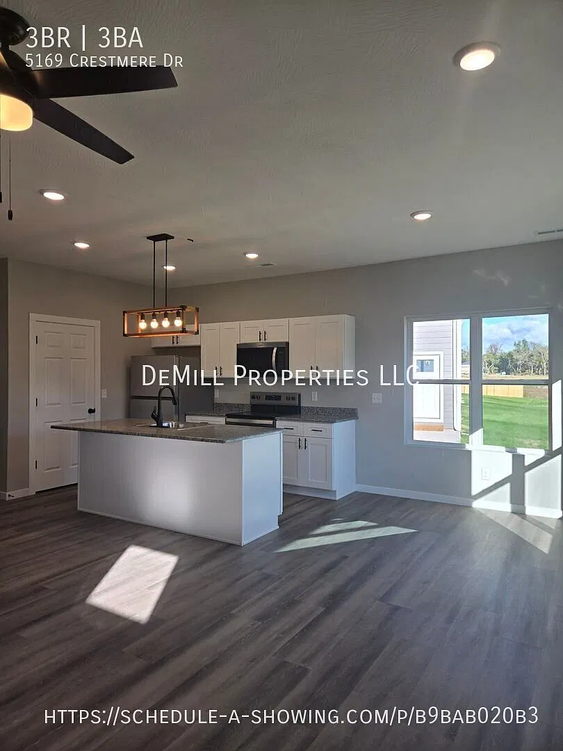 Modern Living in West Springfield 5169 W Crestmere Dr! — Photo 4