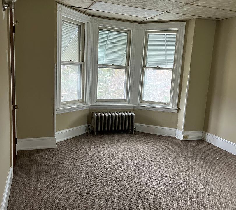 1st image of 150 Clymer St Floor 1