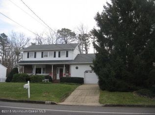 125 Lighthouse Dr, Manahawkin, NJ 08050