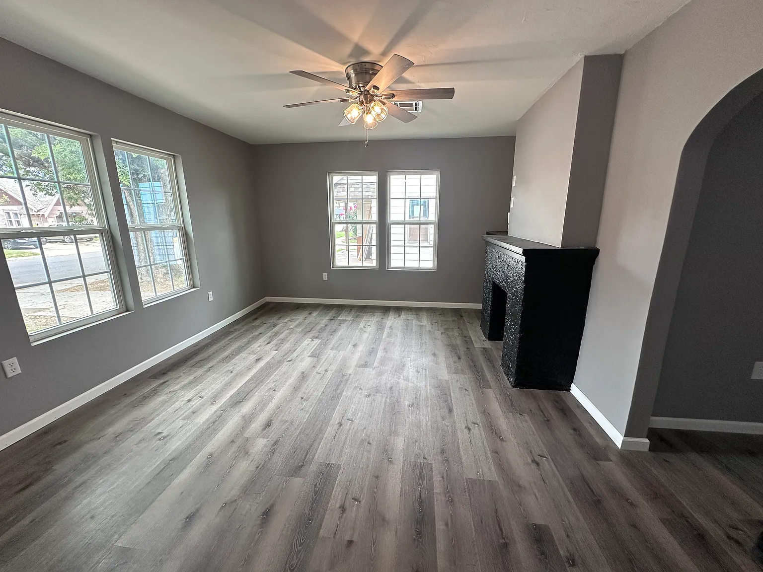 2 bed, 960 sqft, $1,000 — Photo 2