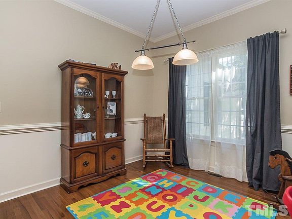 4th image of 419 Turnberry Dr