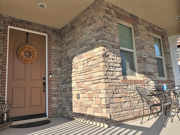 5th image of 31830 Sweetwater Cir