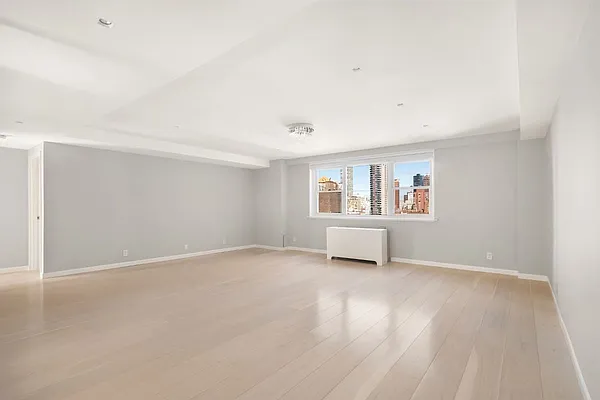 Sold by Level Group | media 8