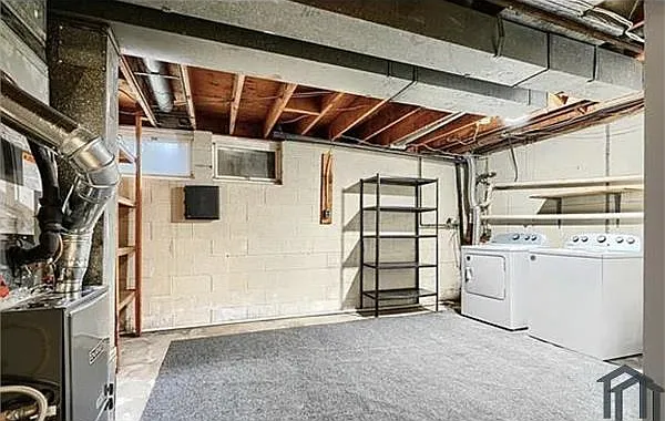 8 King Richard Ct — Photo 10