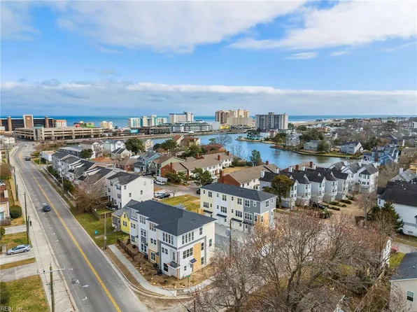925 Baltic Ave, Virginia Beach, VA 23451