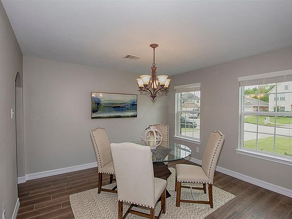 5th image of 10523 Lauren Creek Dr