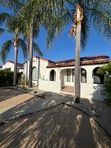 438 N Alta Vista Blvd — Photo 1