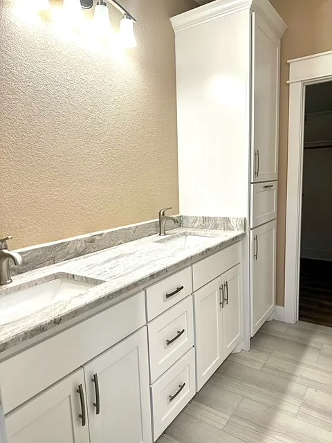 3 bed, 1200 sqft, $1,800 — Photo 4