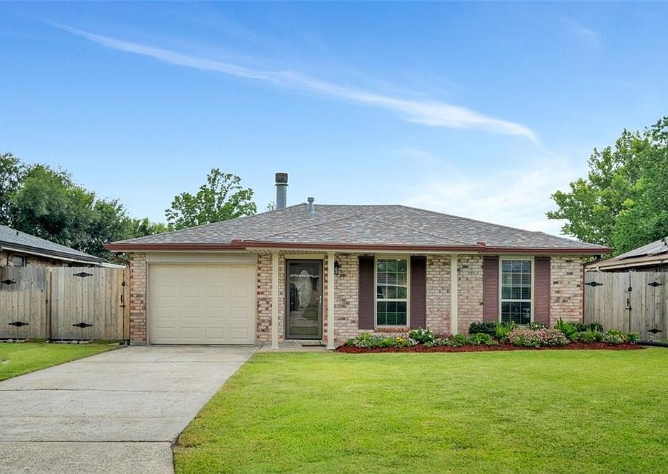 1st image of 227 Janet Dr