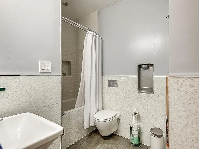1229 15th St NW #3F — Photo 21