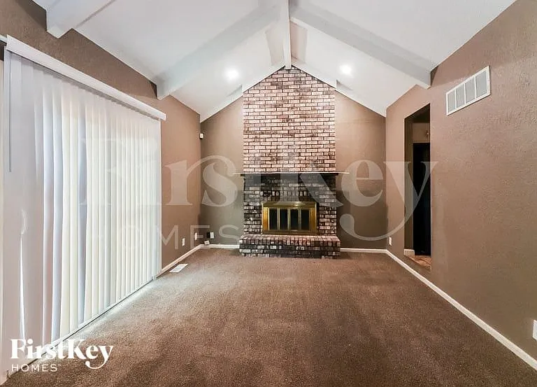 9137 E 90th Ter — Photo 3